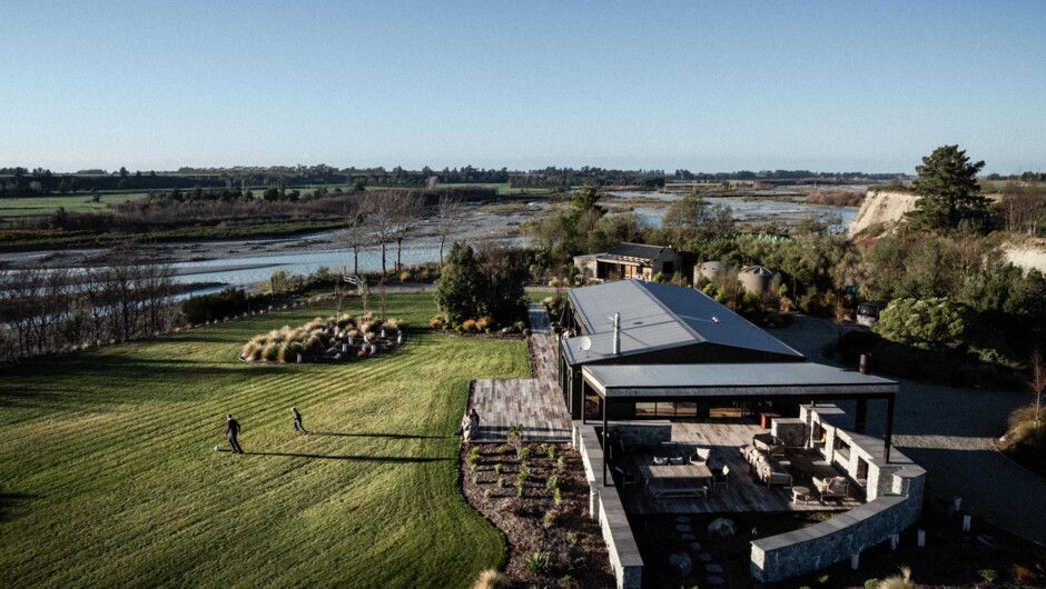 Whakahā is a luxury, fully provisioned holiday home that sits on 12 private hectares right next to the Rangitata River and at the foot of Mt Peel.