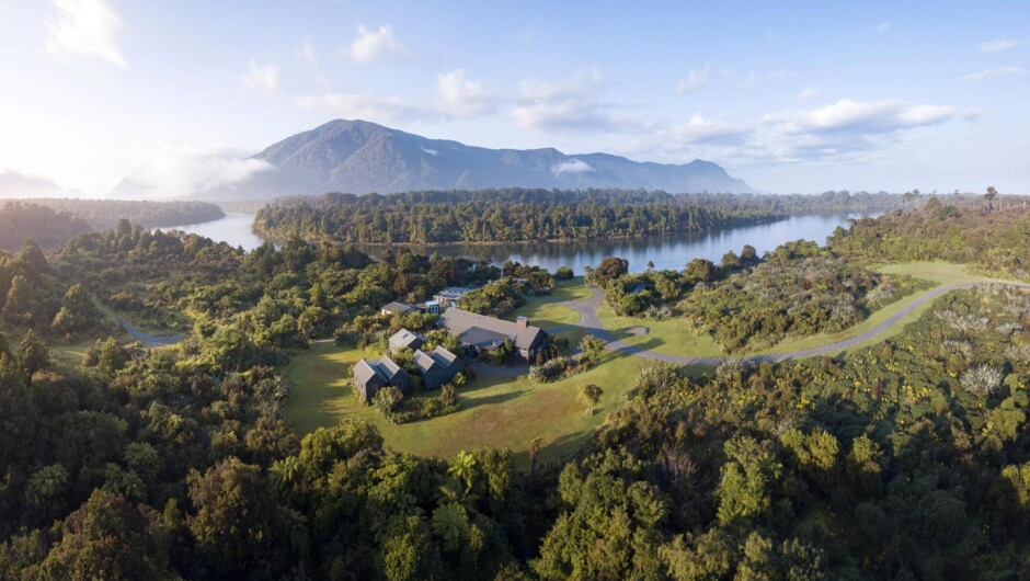 Waitai Lodge in Martins Bay