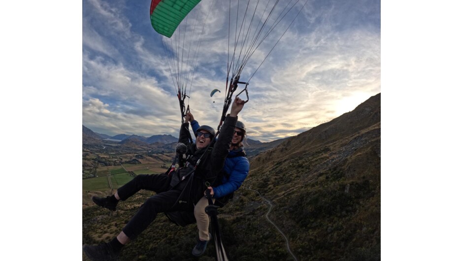 Paraglading in Queenstown