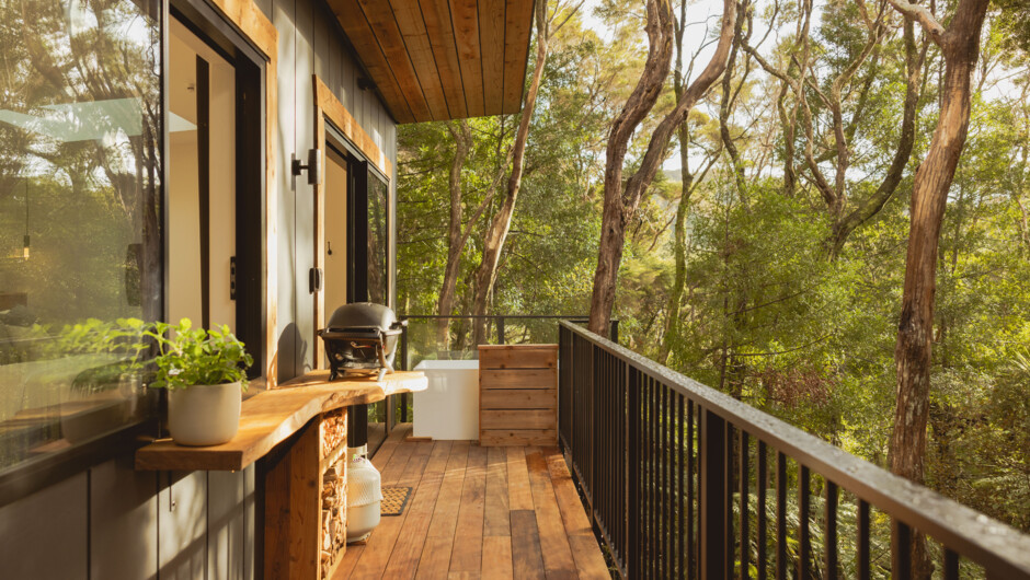 Korowai - Ponga Nest