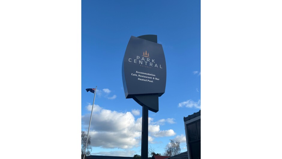 Park Central Exterior Signage