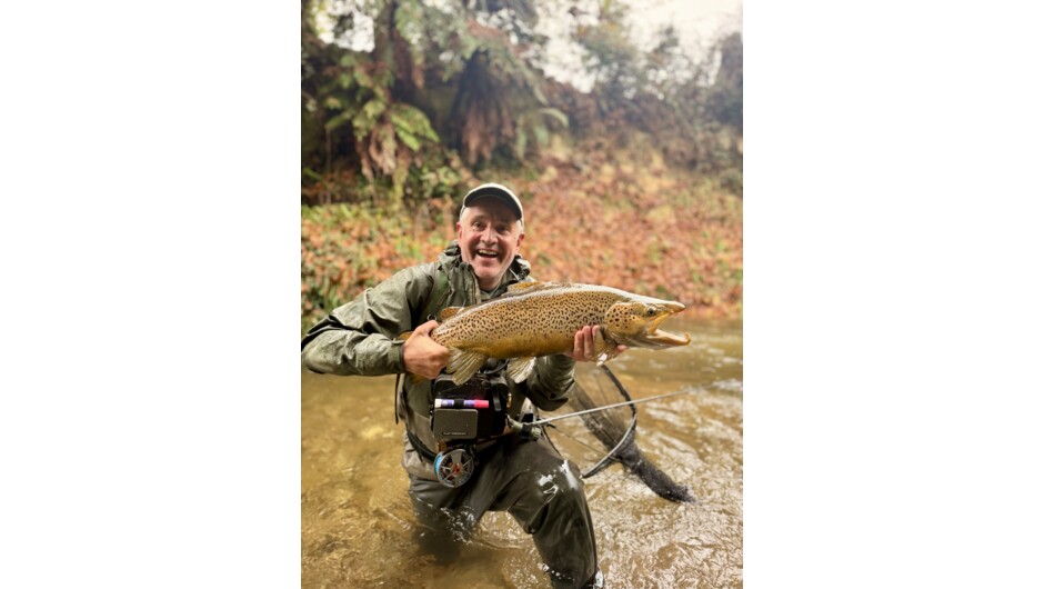 Ollie Bassett Fly Fishing - Trophy Brown Trout