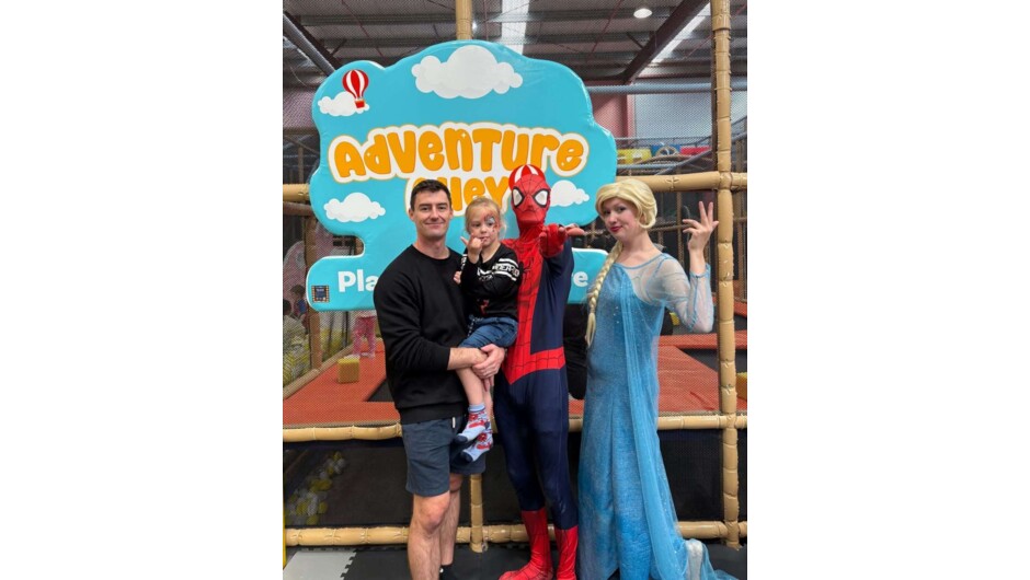 Spiderman &amp; Elsa visit