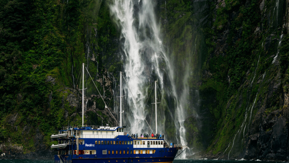 Miford Sound Signature Cruise