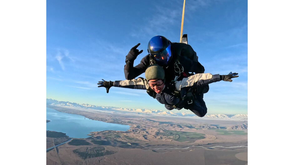Find the perfect altitude balance with a 13,000ft tandem skydive at Skydive Mount Cook. Drop through 45 seconds of freefall over Aoraki / Mount Cook National Park, surrounded by Lake Pukaki and the Southern Alps.