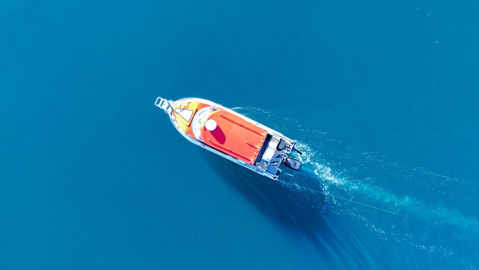 A bird's-eye view of a day on Lake Wānaka