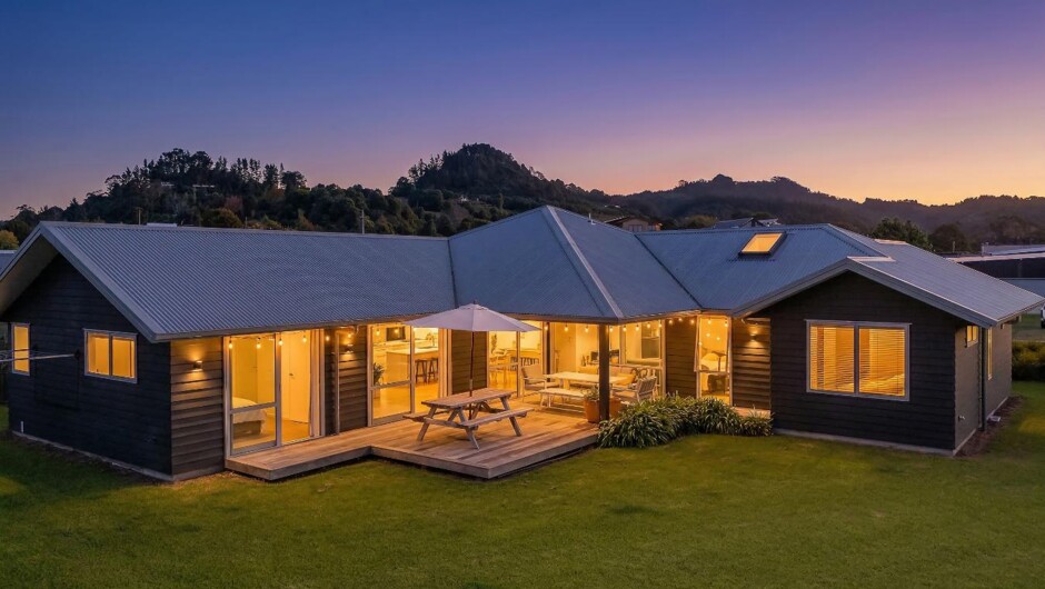 Within Reach - Coastal Escape - Cooks Beach