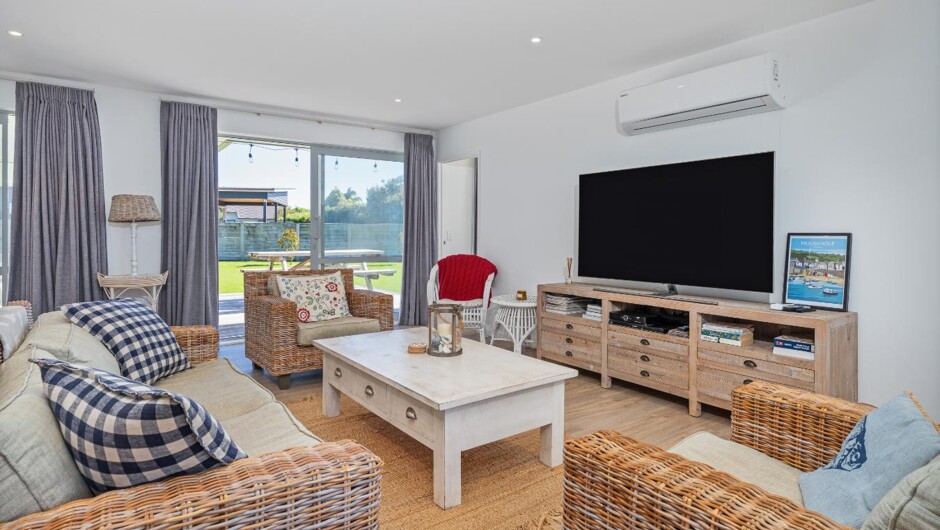 Within Reach - Coastal Escape - Cooks Beach