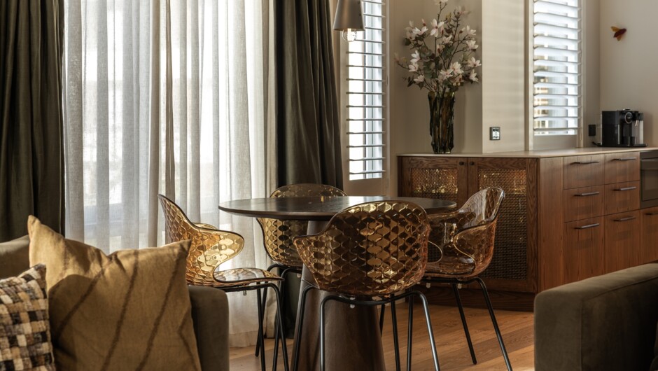 Open-plan living room and kitchen at 11 Earl Street Queenstown