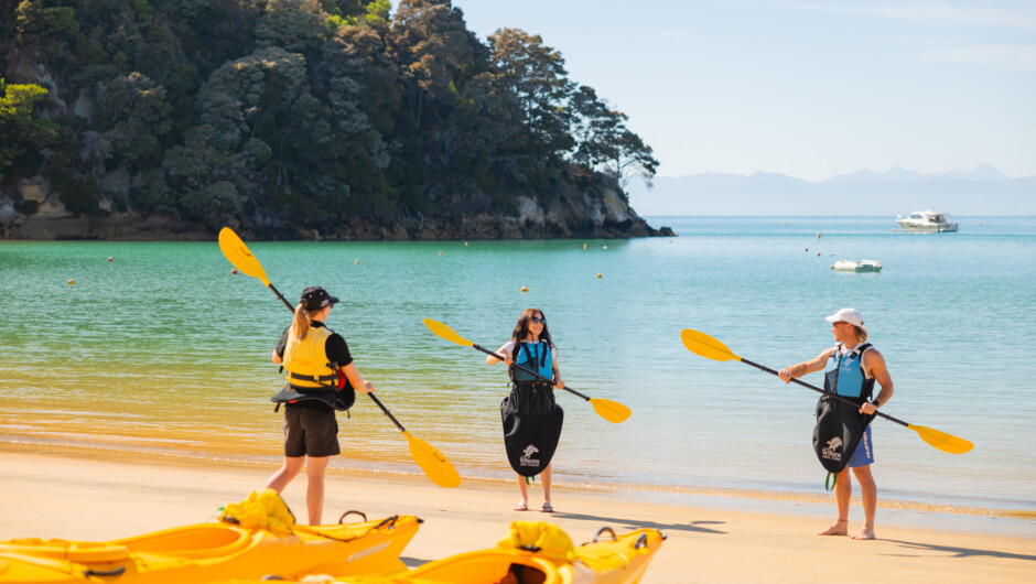 Kayaking briefing with friendly, expert guides