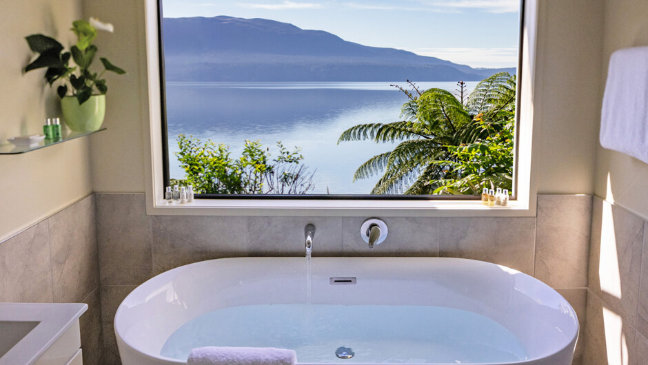 Premium Suite Bathroom