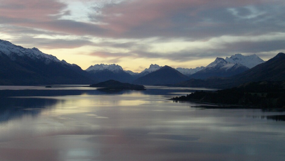 夕刻のベネッツ・ブラフ