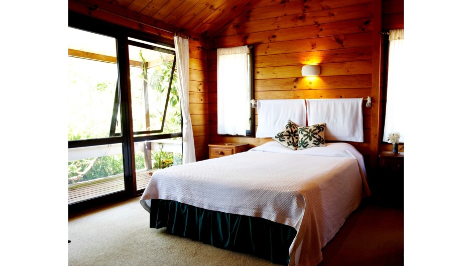 kennedy point guest room