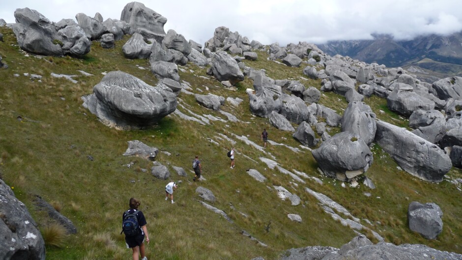 Family hiking Castle Hill Basin