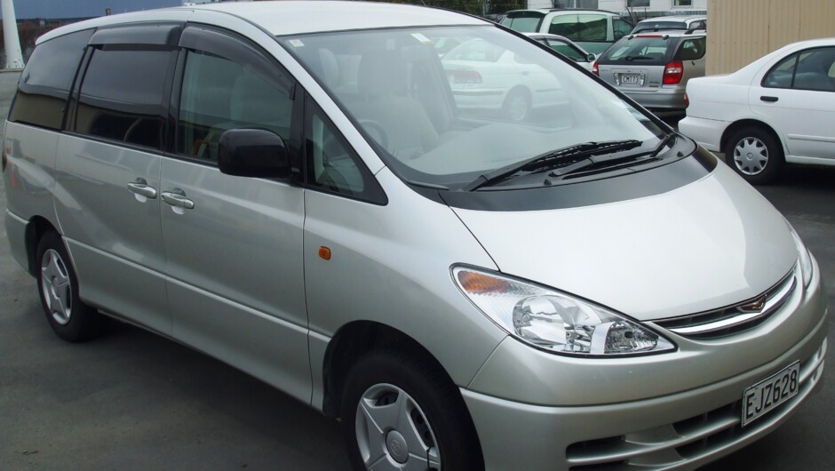 8 seater People Mover - for bigger families or for more space.