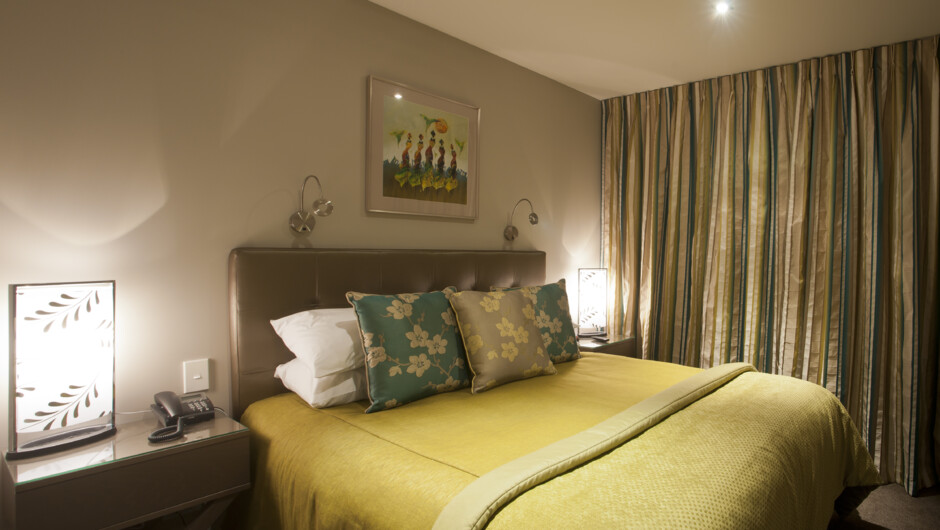 Bedroom St James suite