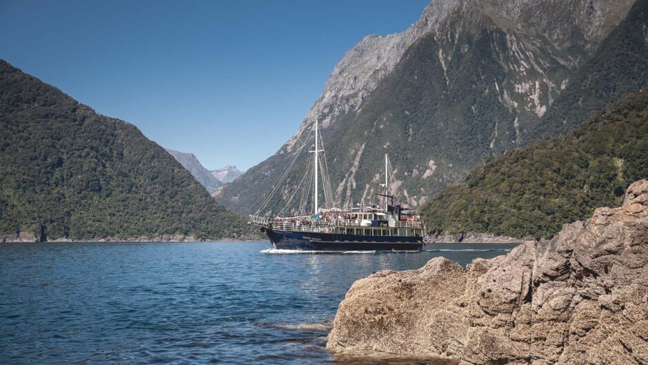 Milford Wanderer Overnight Cruises - Real Journeys
