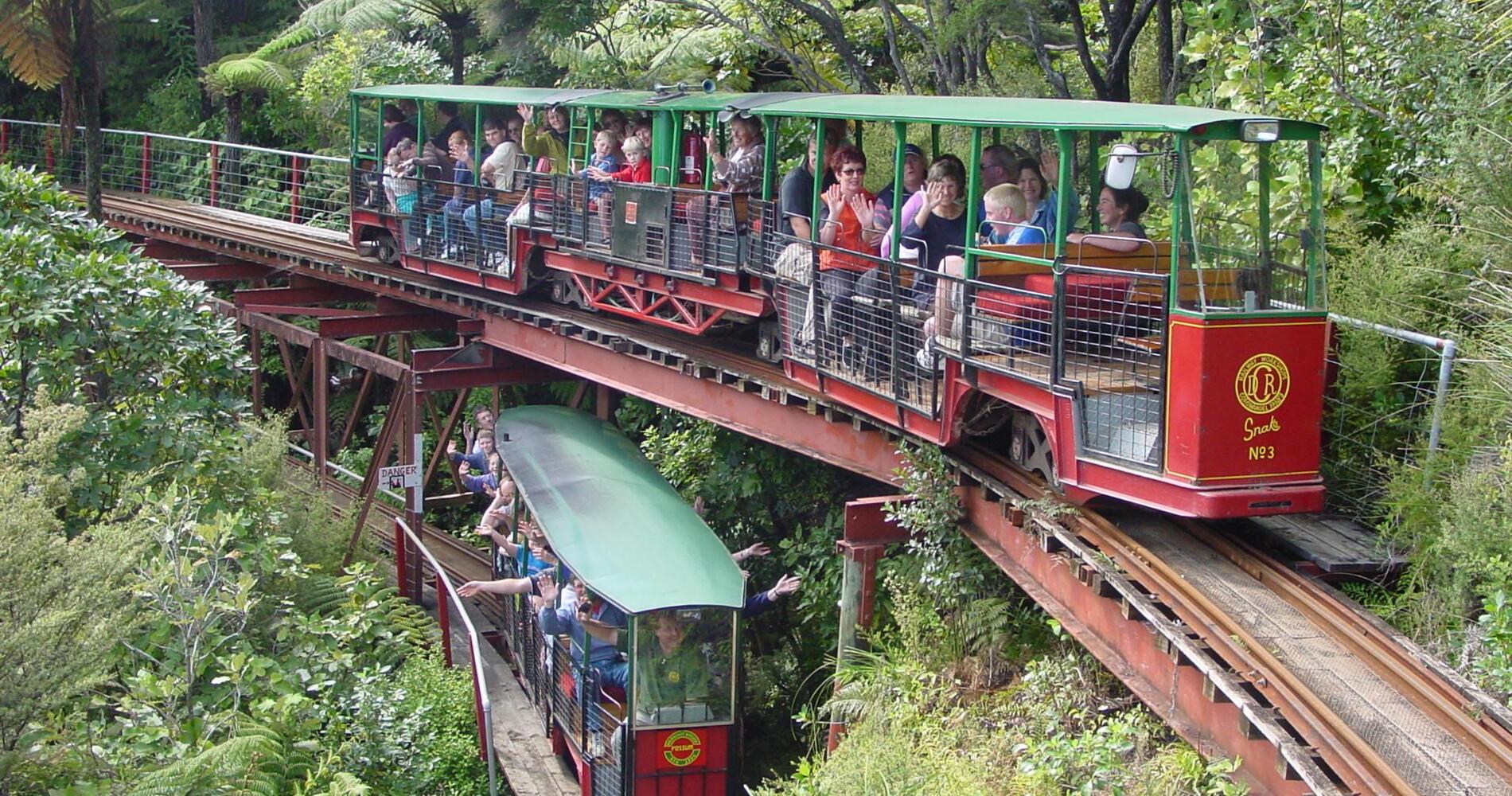 ドライビング・クリーク鉄道と陶芸工房 | Activities & Day Trips in 