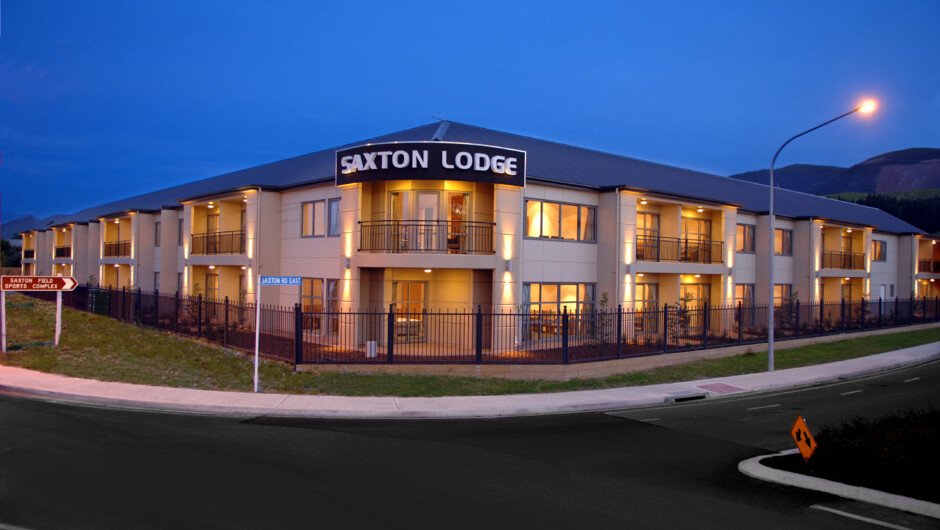 Saxton Lodge