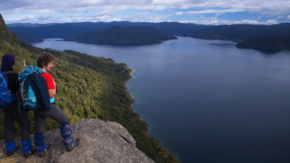 Commanding views from Panekiri Bluff over Lake Waikaremoana.