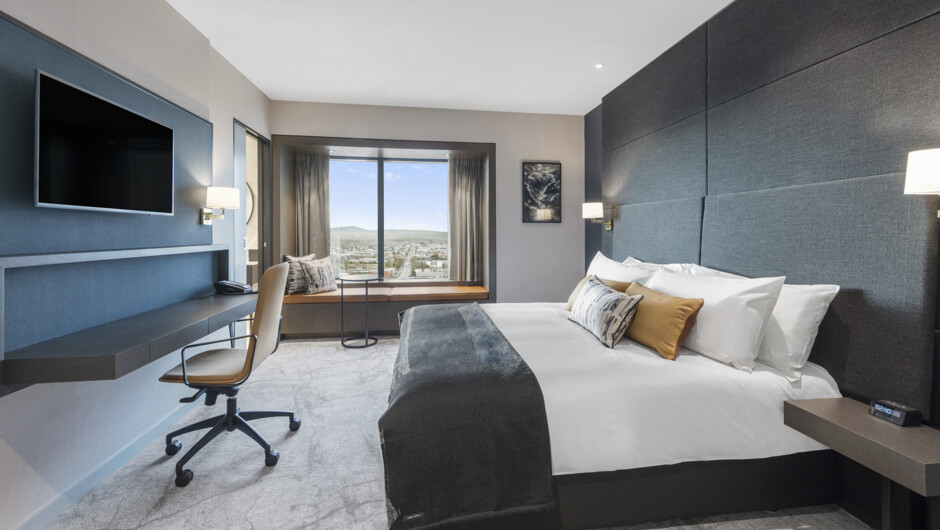 Room overlooking the Christchurch skyline to the Port Hills and Southern Alps.