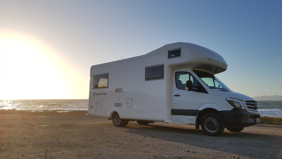 Style &amp; comfort of a Pacific Horizon Premium SAM