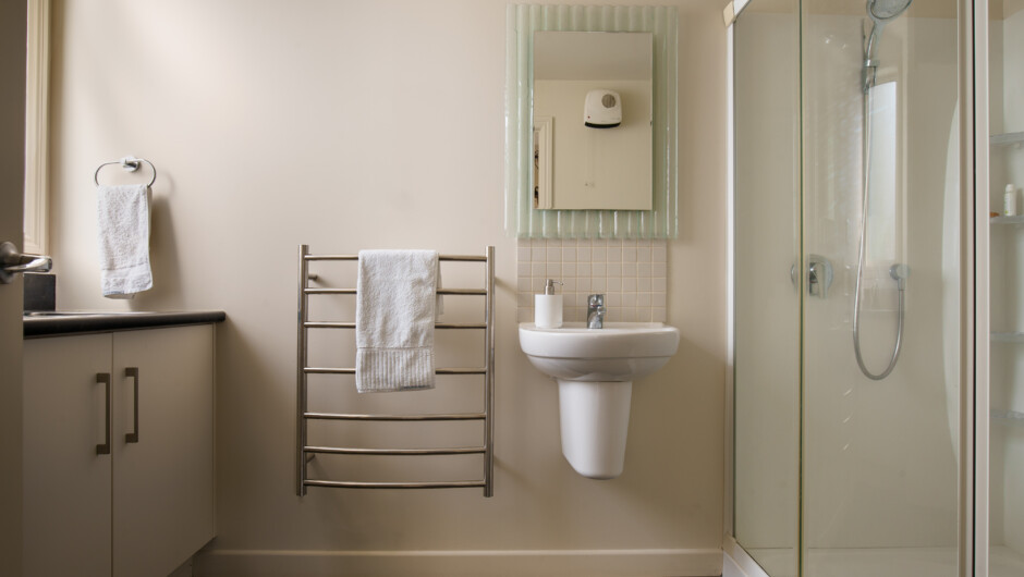 Oreti River House features 2 modern bathrooms.