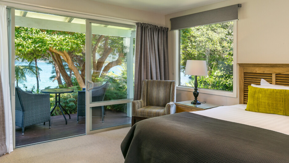 Bedrooms - 8 x Sea View rooms, 3 x Garden View Rooms &amp; 2 x Standard Rooms.
