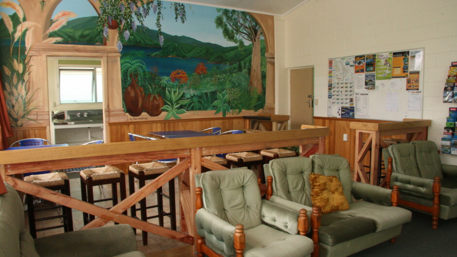 TV Lounge & Indoor Eating Area