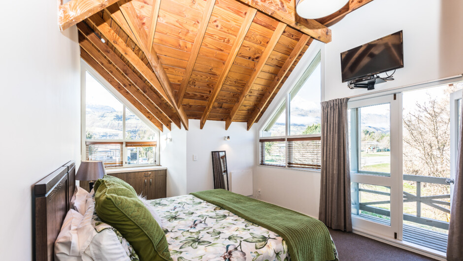 Signature Double - Can also be split into a Twin