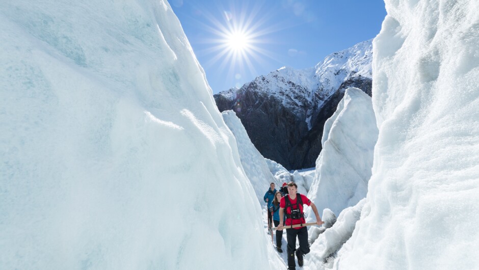 Hike and mountains_3437 medium for TNZ site.jpg