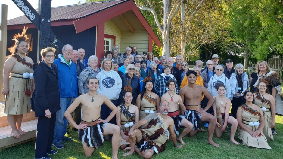 Authentic Maori Cultural Experience with visitors. Te Ahi Kaa whare .