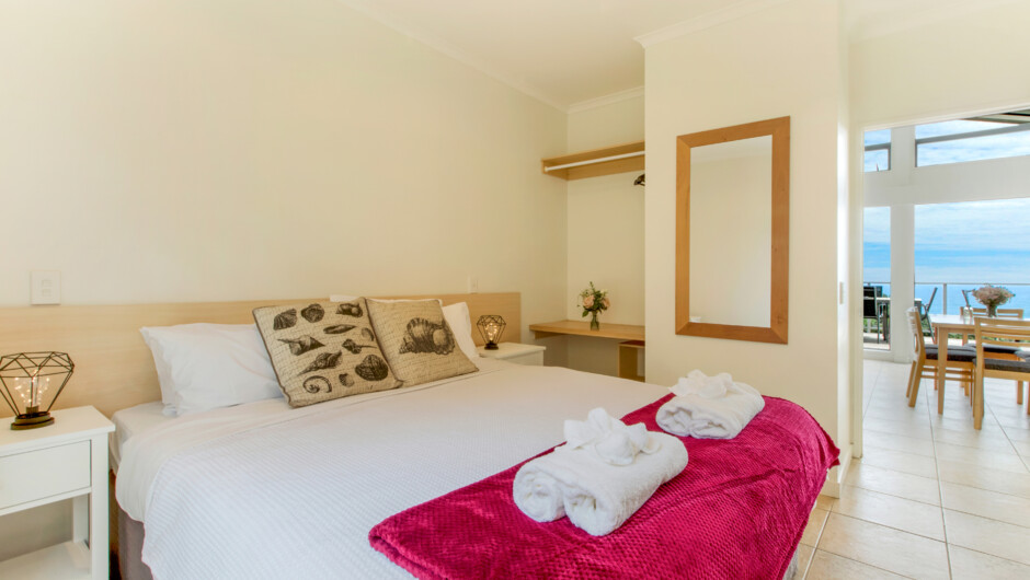 Master Bedroom - King Bed