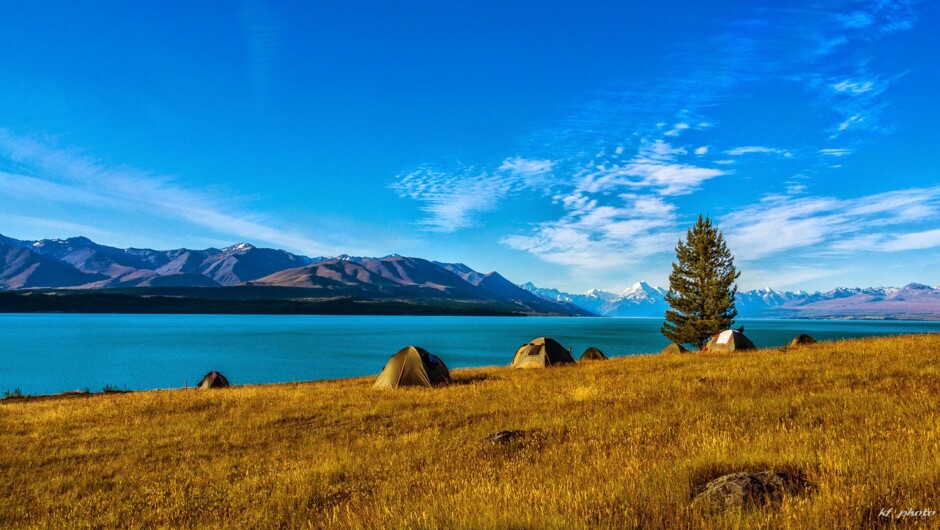 Stay in stunning locations beside lakes, oceans &amp; rivers