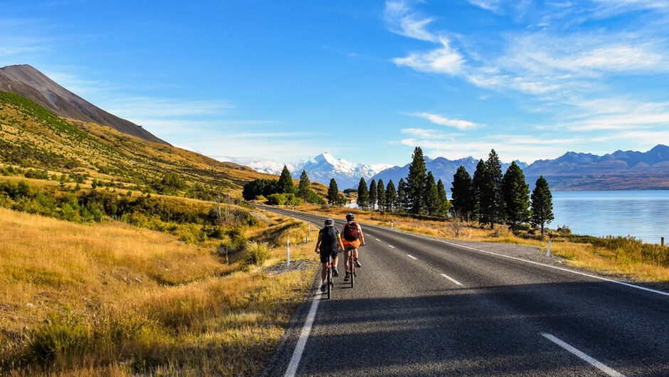 Cycling in McKenzie Country