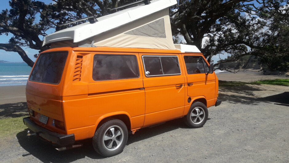 82 VW T25 at Hatfields Beach NZ