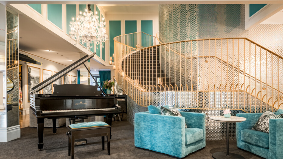 Contemporary Parisian Lobby