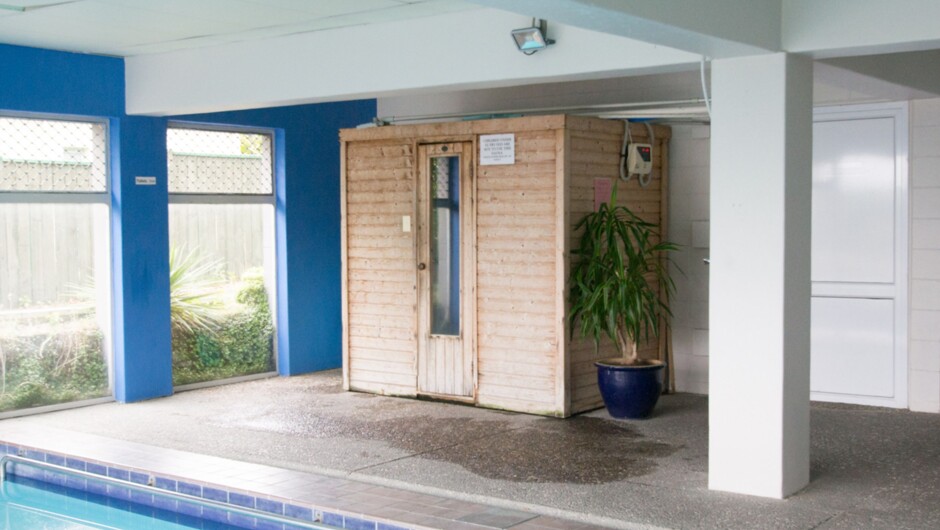 Absolute Lake View Motel.