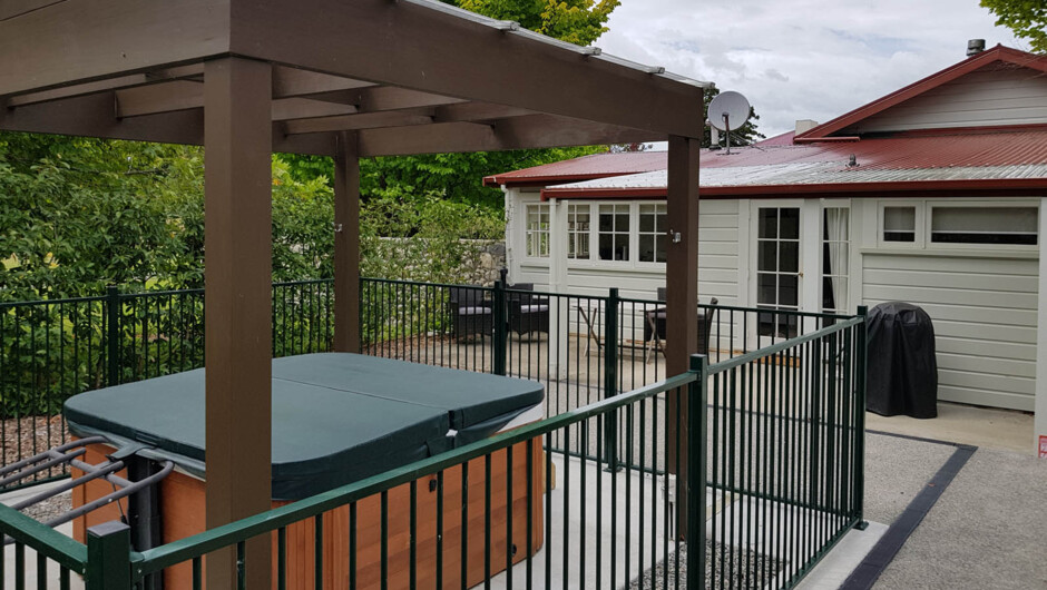 Spa Pool at Rose Cottage