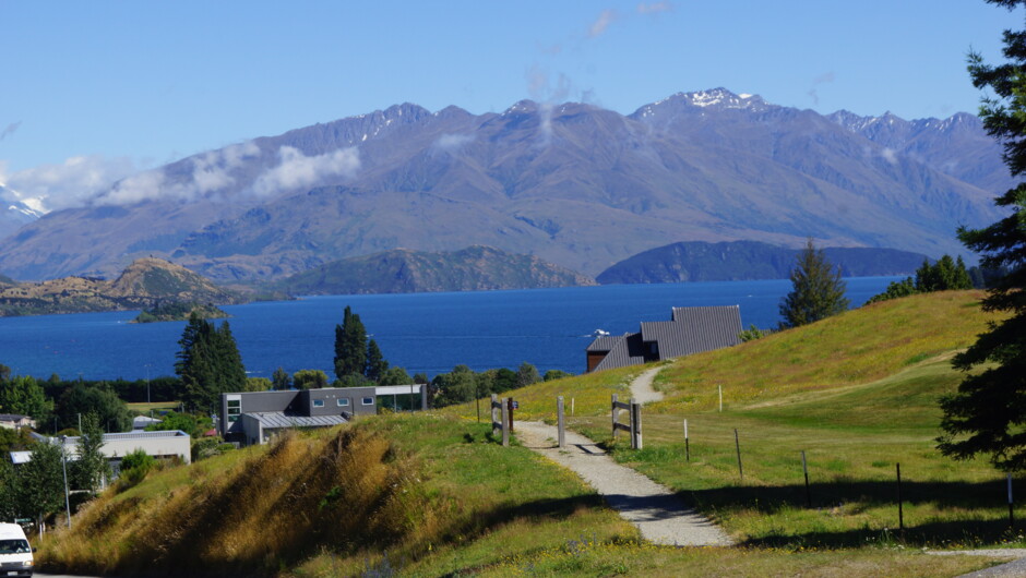 Don't miss the picturesque Lake Wanaka