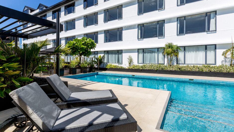 Poolside Courtyard &amp; Accommodation