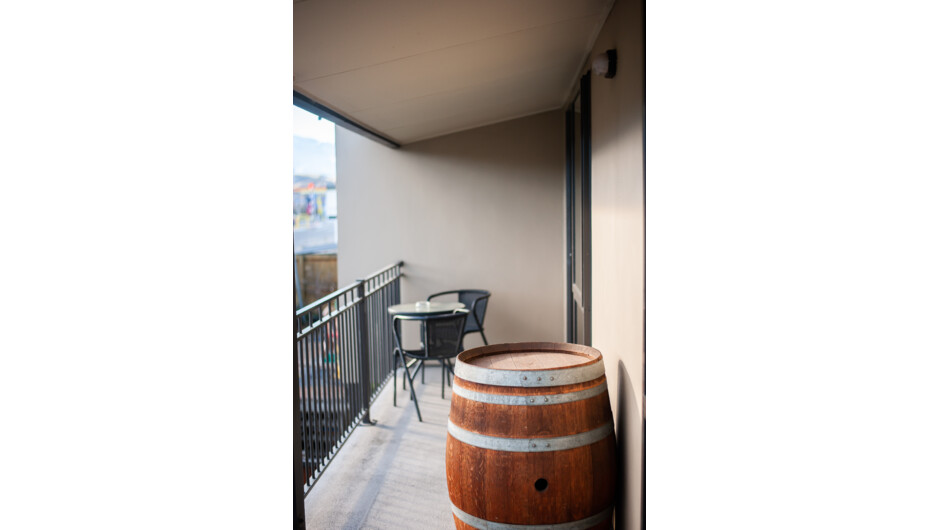 Balcony Upstairs King Studios