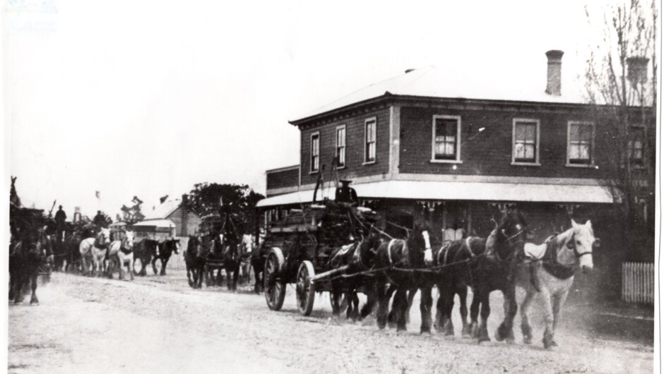 Shaws Hotel circa 1910 (now Woodbourne Tavern)
