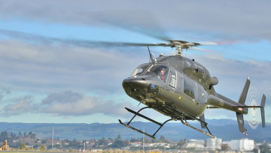 Corporate helicopter transfer to Auckland International Airport